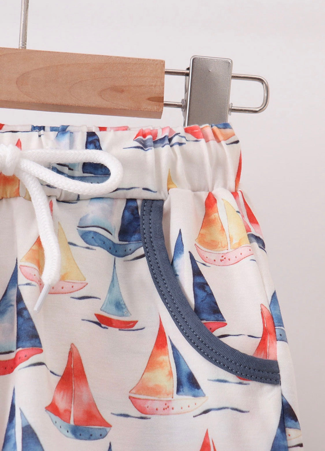 Blue sailboat print set