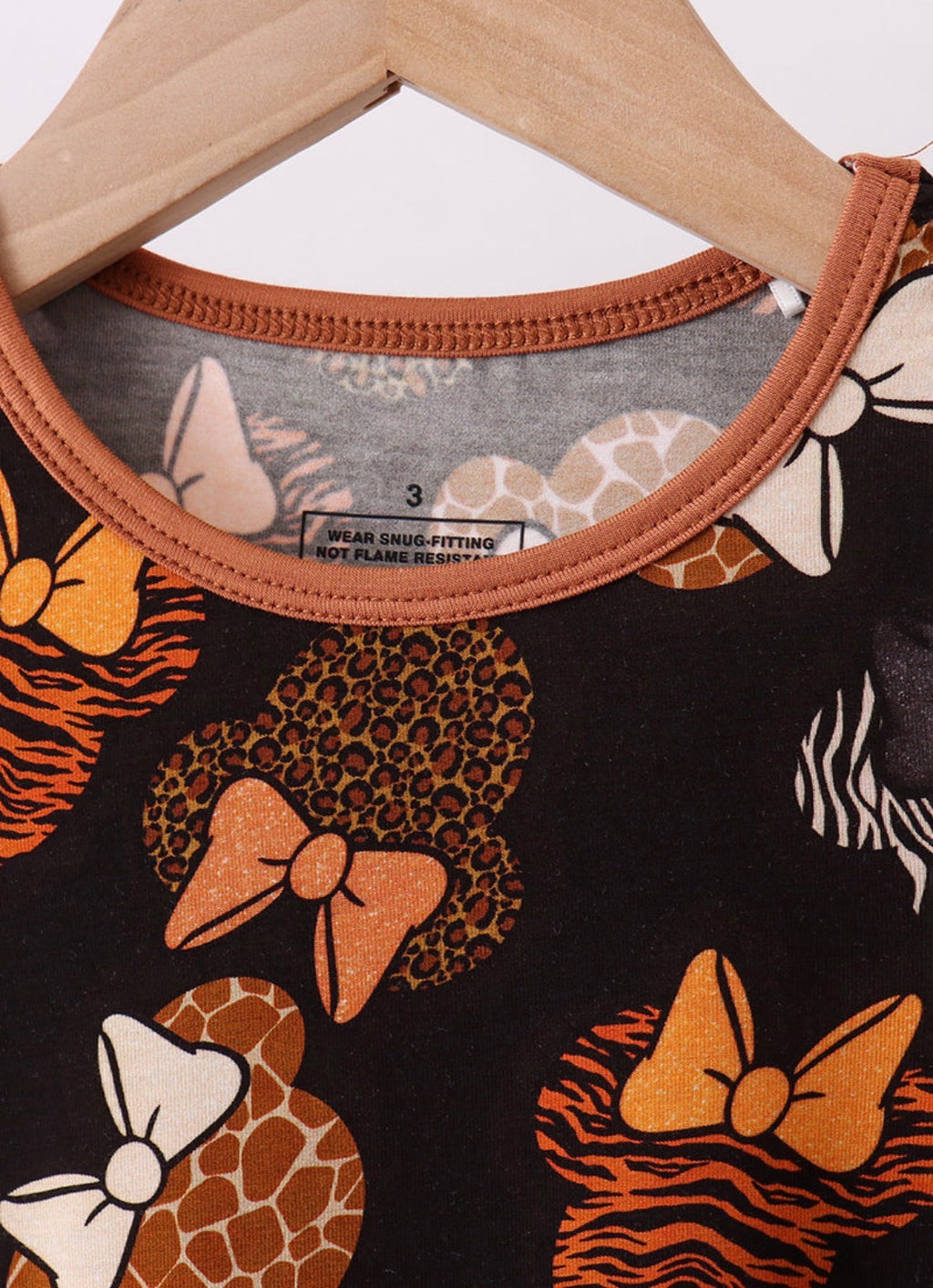 Brown characters bamboo pajamas set