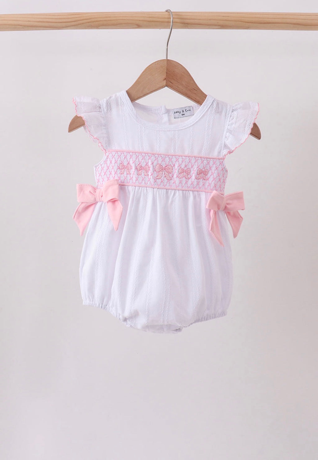 White bow smocked jacquard bubble