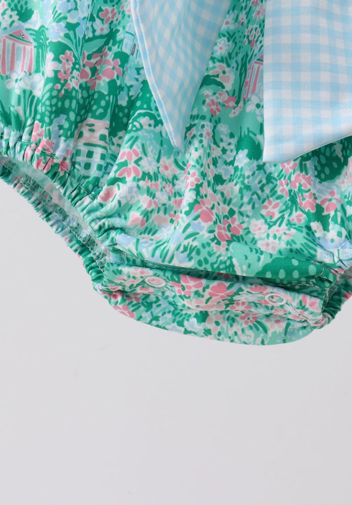 Green house floral bow bubble