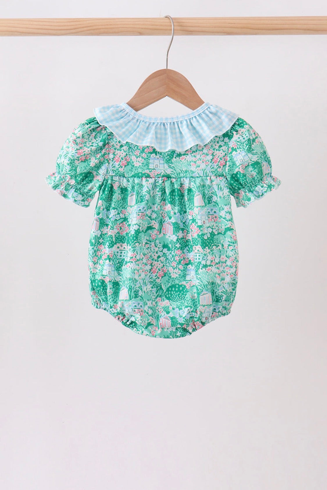 Green house floral bow bubble